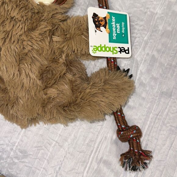 🏆HP🏆 PetShoppe Sloth Squeaker Mat Dog Toy White Brown Black White Ivory - Picture 4 of 13